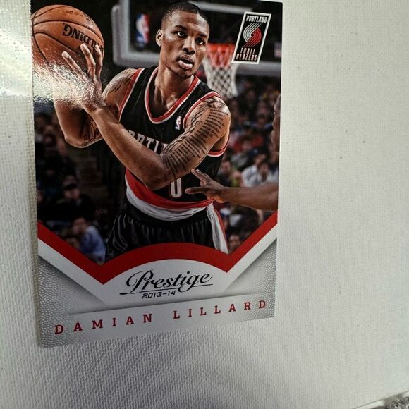 2013-14 Panini Prestige Base Damian Lillard 131 - Picture 4 of 5
